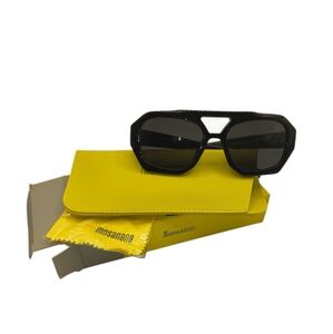 Black Mosanana Sunglasses